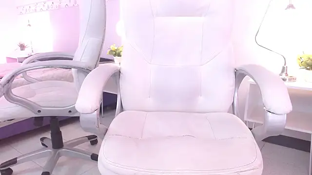 Snapshot of Celesstegh chatting on 01/13/26, 11:47 Celesstegh online show from 01/13/26, 11:47