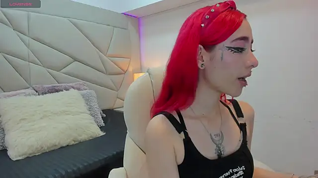 persefone 333 online show from 09/10/25, 08:08