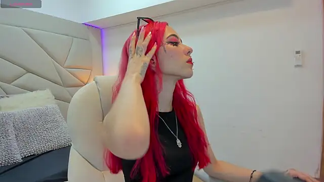 persefone 333 online show from 10/03/25, 07:48