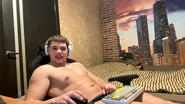 MusclePhantom online show from 02/12/26, 08:41