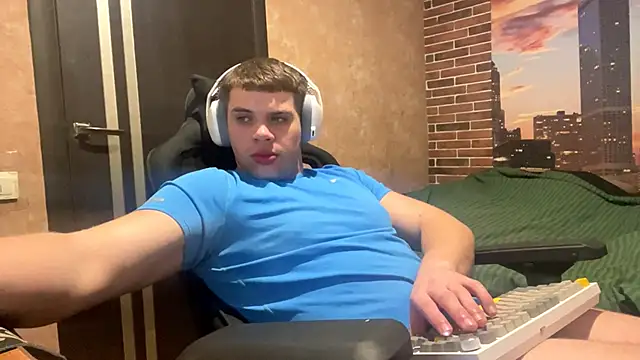 MusclePhantom online show from 02/26/26, 09:59