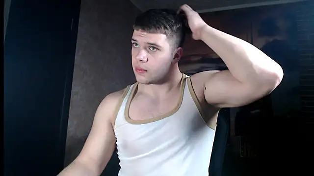 MusclePhantom online show from 04/02/26, 08:15