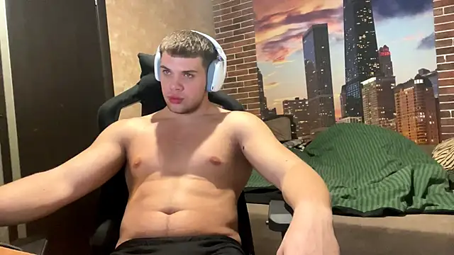 MusclePhantom online show from 02/24/26, 10:21