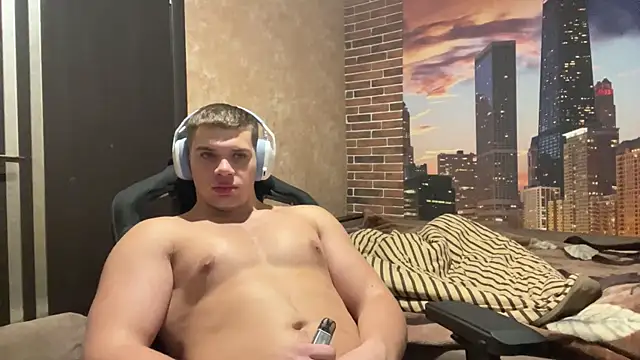 MusclePhantom online show from 11/26/25, 09:48