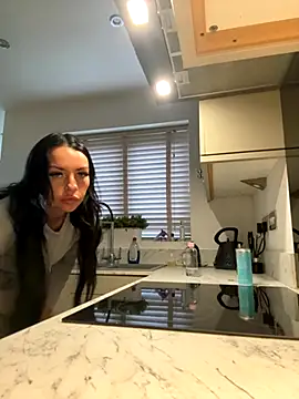 BELLABLACKXUK online show from 11/22/25, 12:37