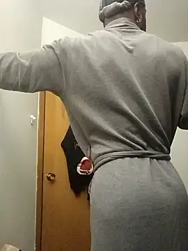 MoonlikePolicy727 online show from 12/16/25, 06:12