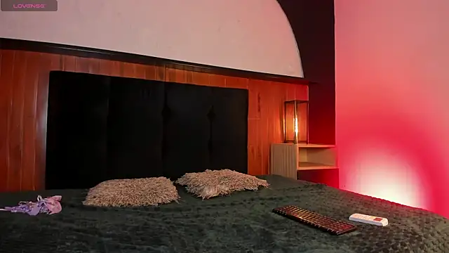 CuteButHarder online show from 10/12/25, 01:01