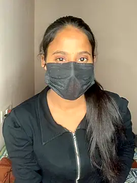 Priya baby0 online show from 11/18/25, 05:27