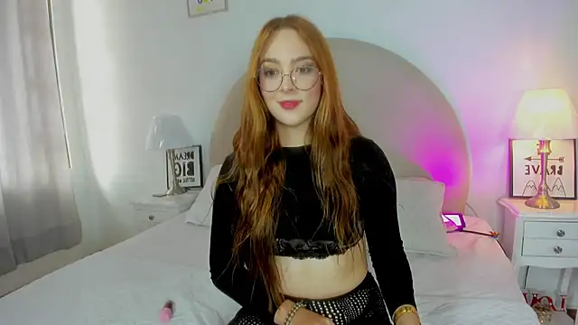 scarlett roousse online show from 11/11/25, 08:14