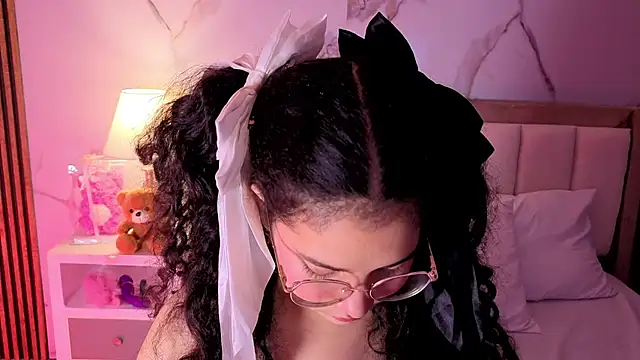 LunaRosse  online show from 11/26/25, 11:32