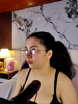 LunaRosse  online show from 04/15/26, 11:49