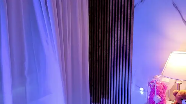 LunaRosse  online show from 11/25/25, 11:54