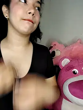 LunaRosse  online show from 12/19/25, 12:07