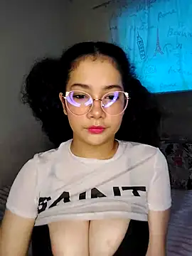 LunaRosse  online show from 10/22/25, 11:31