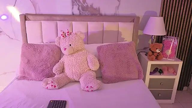 LunaRosse  online show from 10/09/25, 12:06