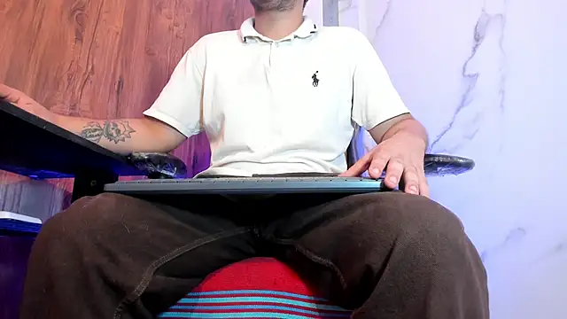 juanmechanic  online show from 02/20/26, 01:57