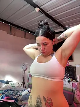 Lali HOtt online show from 04/27/26, 12:47