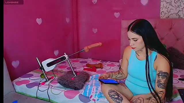 Snapshot of Lali_HOtt chatting on 09/24/25, 02:56 Lali HOtt online show from 09/24/25, 02:56