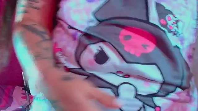 Snapshot of Lali_HOtt chatting on 10/12/25, 04:52 Lali HOtt online show from 10/12/25, 04:52