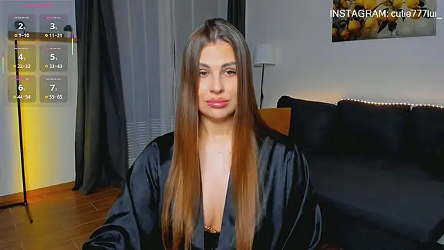 Cutie Lui online show from 11/18/25, 02:53