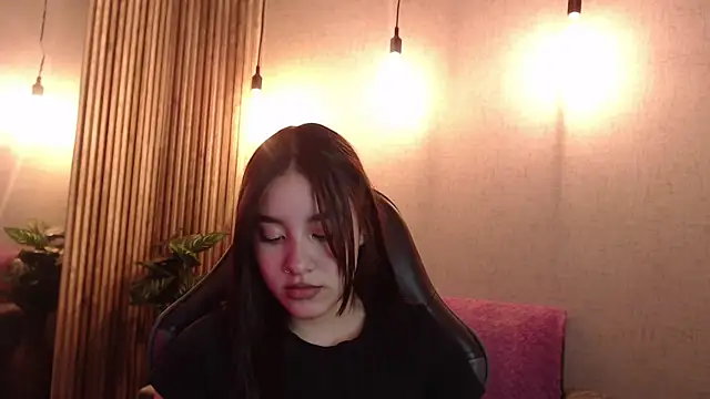 KimGarces online show from 10/05/25, 03:36