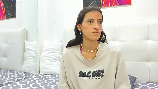 Lucia78couple online show from 12/18/25, 10:57