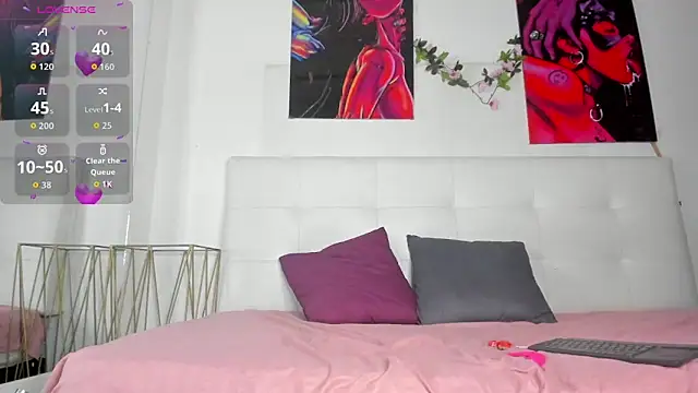 Lucia78couple online show from 10/27/25, 09:49