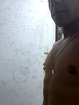 Snapshot of blacksilva369 chatting on 12/18/25, 06:56 blacksilva369 online show from 12/18/25, 06:56