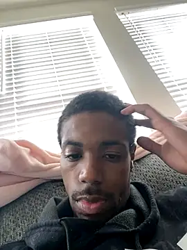 huhgtr online show from 11/12/25, 03:05