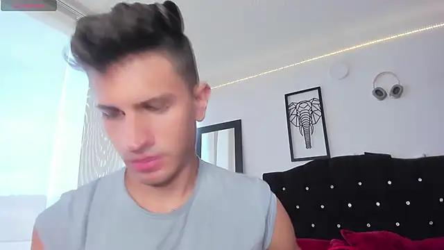 kevin ahss online show from 10/28/25, 09:36