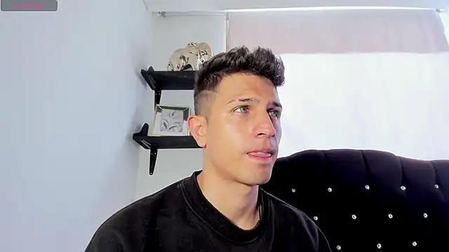 kevin ahss online show from 04/08/26, 05:03