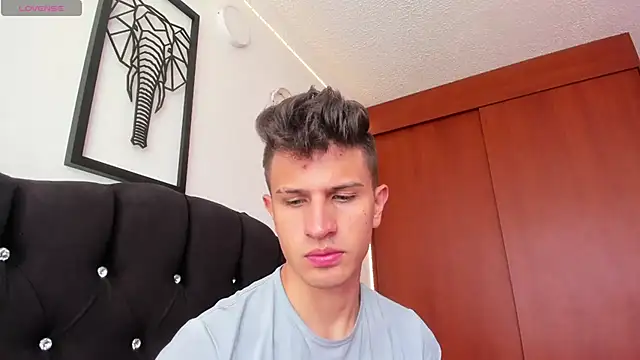 kevin ahss online show from 11/28/25, 04:07