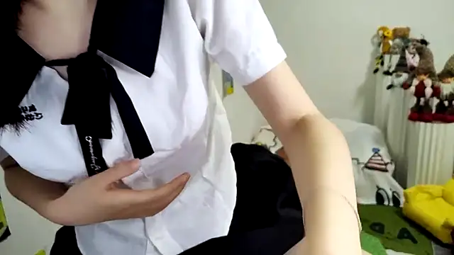 Moonlight-23 online show from 09/17/25, 03:25