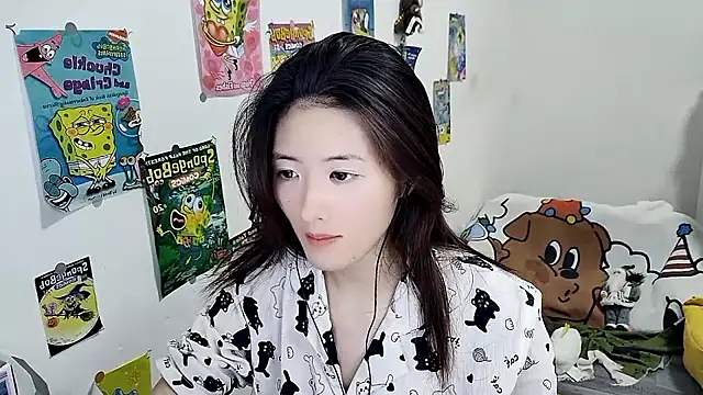 Moonlight-23 online show from 10/08/25, 02:51