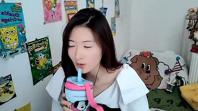 Moonlight-23 online show from 09/23/25, 06:09