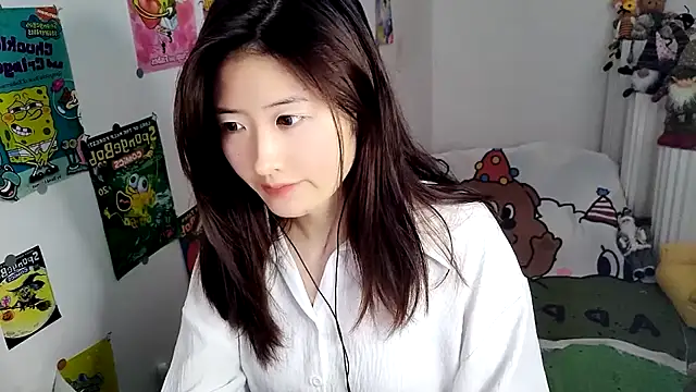 Moonlight-23 online show from 09/19/25, 07:23