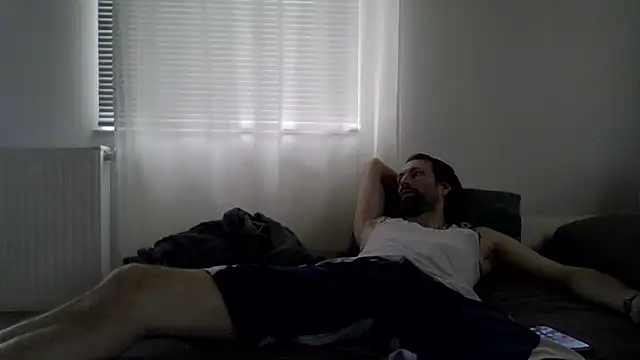 XLBarehengst online show from 10/07/25, 01:34