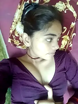 Snapshot of Hitsda chatting on 09/23/25, 12:06 Hitsda online show from 09/23/25, 12:06