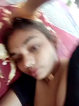 Snapshot of Hitsda chatting on 10/09/25, 06:25 Hitsda online show from 10/09/25, 06:25