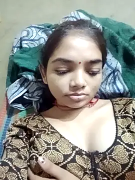 Snapshot of Hitsda chatting on 09/15/25, 01:17 Hitsda online show from 09/15/25, 01:17