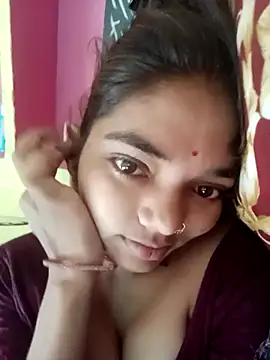 Snapshot of Hitsda chatting on 09/28/25, 06:42 Hitsda online show from 09/28/25, 06:42