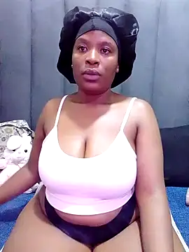 MrsMxx25 online show from 10/30/25, 09:44