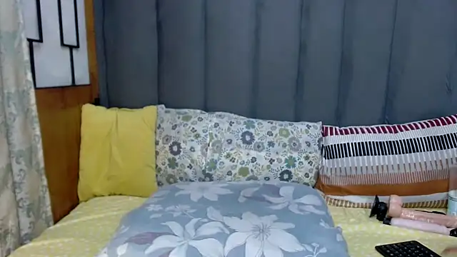 MrsMxx25 online show from 02/28/26, 07:52