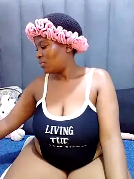 MrsMxx25 online show from 10/30/25, 09:40