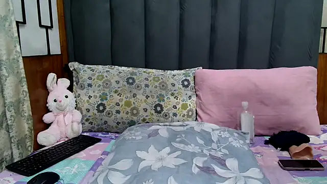 MrsMxx25 online show from 02/11/26, 07:03