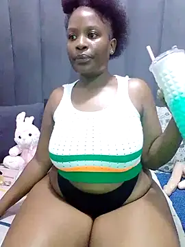 MrsMxx25 online show from 10/21/25, 04:39