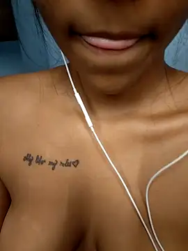 Ema-01 online show from 09/25/25, 05:41