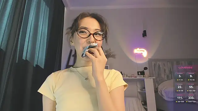 devaivy online show from 09/10/25, 08:57