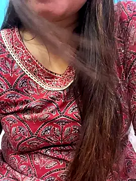 Snapshot of Naughty-Kamini chatting on 09/19/25, 12:53 Naughty-Kamini online show from 09/19/25, 12:53