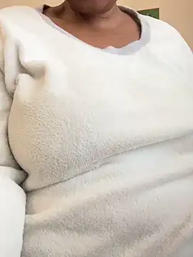 Ebonyboobsmilk online show from 12/05/25, 04:55